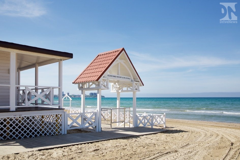 Пляж Alean Family Resort & Spa Doville 5*